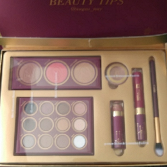 Vegas nay makeup - Picture 1 of 4